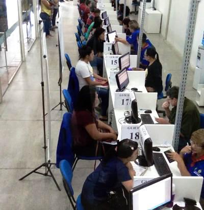 Setrab oferece mais de 130 vagas de emprego nesta segunda (25) Setrab oferece mais de 130 vagas de emprego nesta segunda (25)
