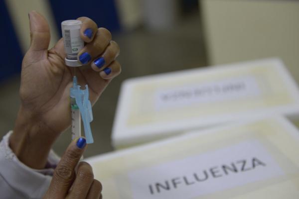 Grande operação será montada para campanha de vacinação contra H1N1, no AM Grande operação será montada para campanha de vacinação contra H1N1, no AM