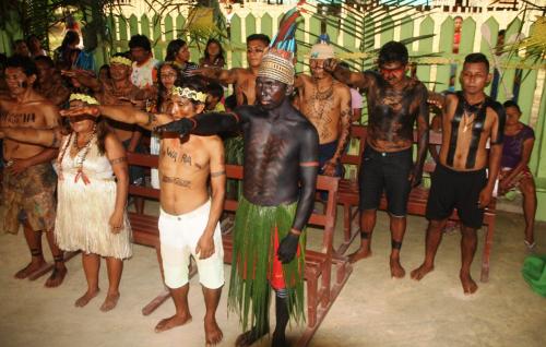 UFAM forma turmas Sateré-Mawé em cerimônia que valoriza a cultura indígena UFAM forma turmas Sateré-Mawé em cerimônia que valoriza a cultura indígena