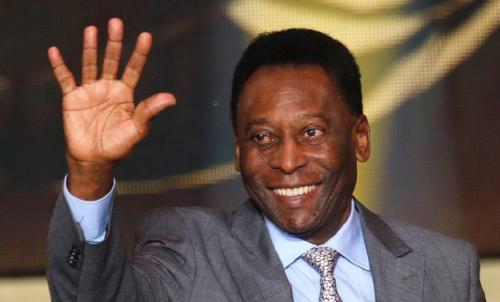 Pelé é internado em São Paulo com infecção urinária Pelé é internado em São Paulo com infecção urinária