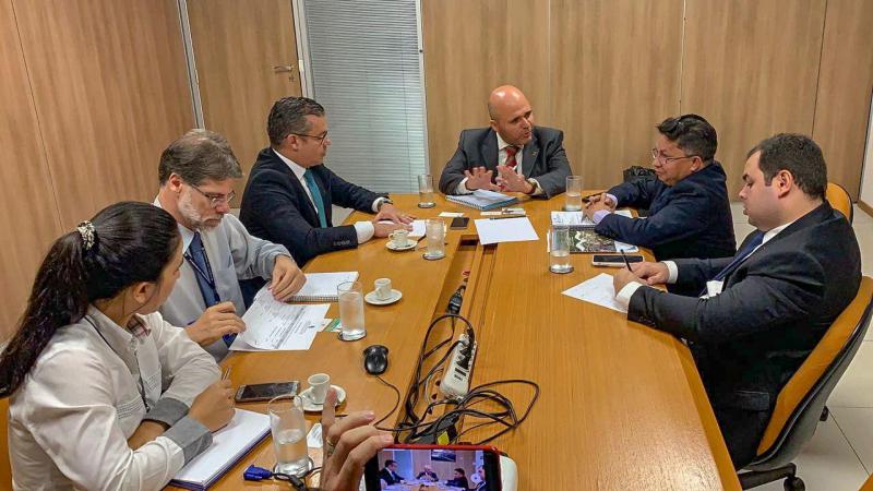 Em Brasília, Josué Neto pede providências para estradas e portos do AM Em Brasília, Josué Neto pede providências para estradas e portos do AM