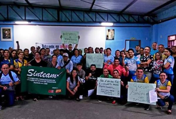 Professores de Manaus e mais 28 municípios seguem em greve nesta terça (16) Professores de Manaus e mais 28 municípios seguem em greve nesta terça (16)
