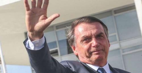Bolsonaro repercute entrevista de Guedes sobre 'desmantelar' ZFM Bolsonaro repercute entrevista de Guedes sobre 'desmantelar' ZFM