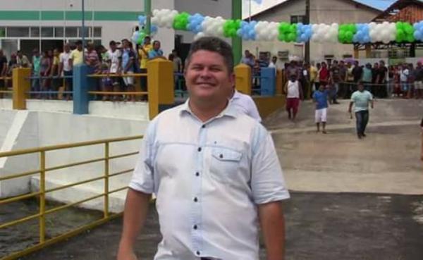 MP/AM manda prefeito de Nhamundá e vereadores demitirem parentes MP/AM manda prefeito de Nhamundá e vereadores demitirem parentes