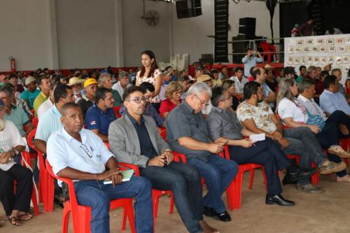 Produtores rurais de Apuí debatem regularização fundiária do município Produtores rurais de Apuí debatem regularização fundiária do município