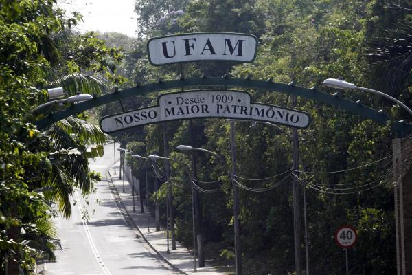 UFAM lança processo seletivo com 17 vagas para professor substituto UFAM lança processo seletivo com 17 vagas para professor substituto