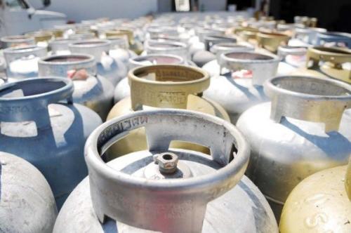Petrobras anuncia reajustes de 3,4% para gás de cozinha e 2,57% para diesel Petrobras anuncia reajustes de 3,4% para gás de cozinha e 2,57% para diesel