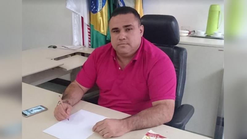 Deputada pede cassação e prisão do presidente da Câmara de Eirunepé suspeito de estupro Deputada pede cassação e prisão do presidente da Câmara de Eirunepé suspeito de estupro