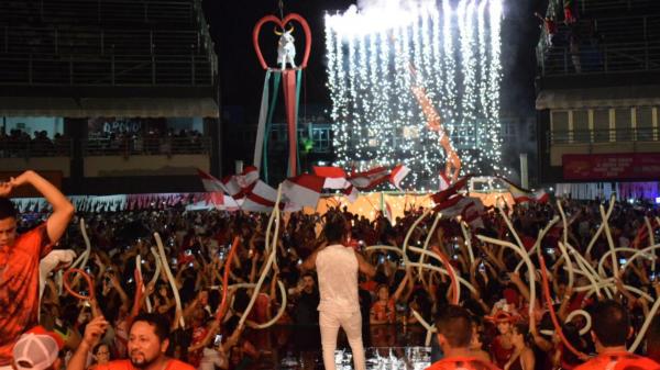 Em noite histórica de Sambódromo lotado, em Manaus, Garantido lança CD ‘Nós, o Povo” Em noite histórica de Sambódromo lotado, em Manaus, Garantido lança CD ‘Nós, o Povo”