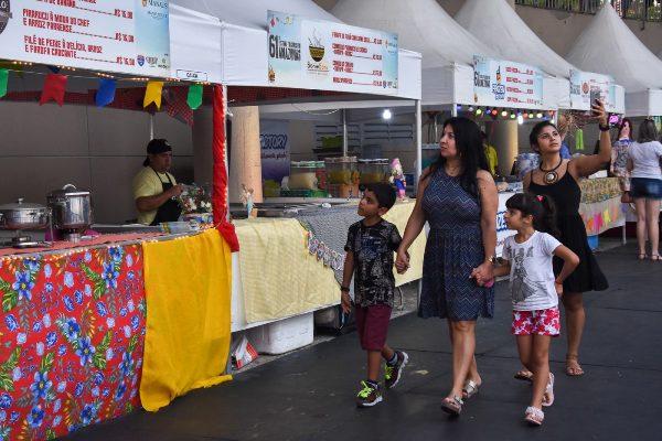 Aberto edital para seleção de empresa gastronômica para o Festival Folclórico do AM Aberto edital para seleção de empresa gastronômica para o Festival Folclórico do AM