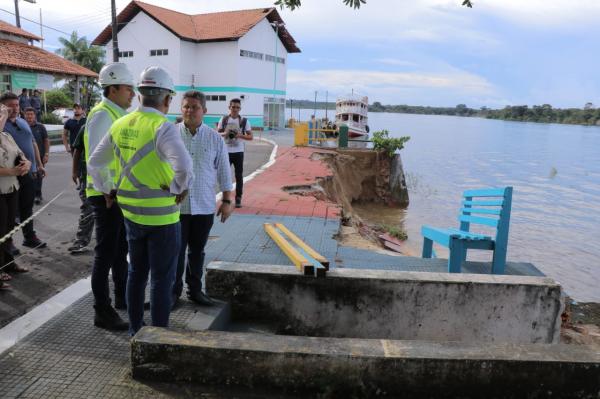 Em Nhamundá, governador do AM anuncia investimentos e recuperação da orla Em Nhamundá, governador do AM anuncia investimentos e recuperação da orla