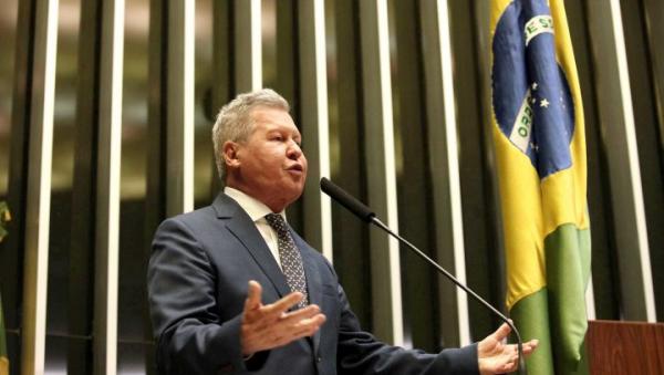 Prefeito Arthur é contra PEC que prorroga mandato de prefeitos até 2023 Prefeito Arthur é contra PEC que prorroga mandato de prefeitos até 2023