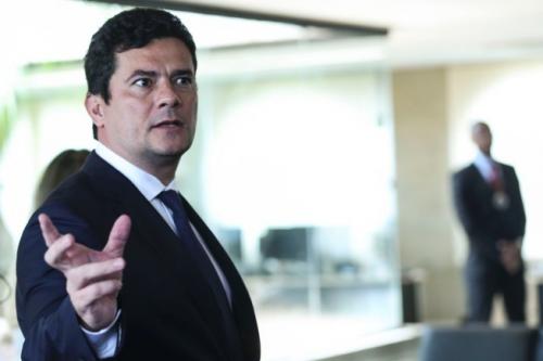 Moro pede abertura de inquérito sobre mortes em presídios de Manaus Moro pede abertura de inquérito sobre mortes em presídios de Manaus