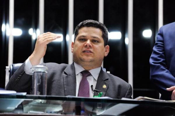 Senado vota nesta segunda (03) MP que prevê mudanças no INSS Senado vota nesta segunda (03) MP que prevê mudanças no INSS