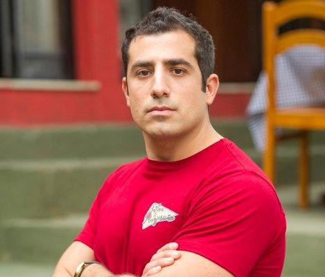 Kaysar muda visual para nova fase de seu personagem em 'Órfãos da Terra' Kaysar muda visual para nova fase de seu personagem em 'Órfãos da Terra'