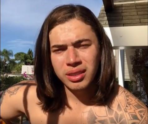 Irmão de Whindersson Nunes é esfaqueado após assalto Irmão de Whindersson Nunes é esfaqueado após assalto