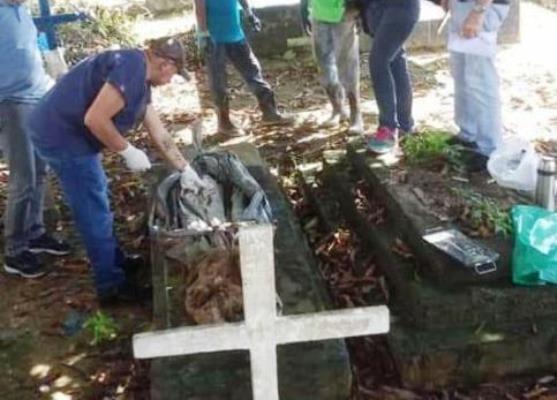Após solicitação do MP-AM, Polícia exuma corpo de jovem assassinado em 2015 Após solicitação do MP-AM, Polícia exuma corpo de jovem assassinado em 2015
