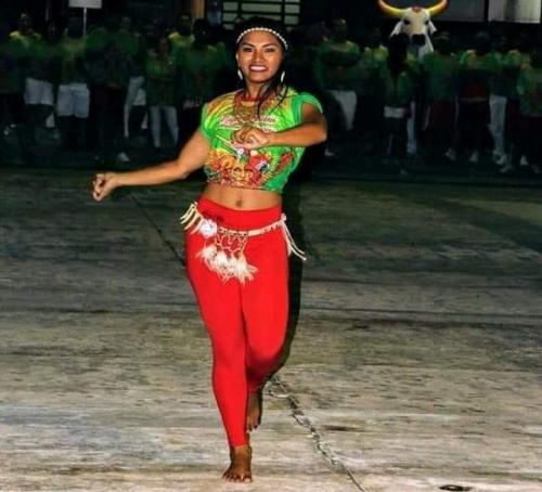 Edilene Tavares posta TBT do dia que encantou galera vermelha Edilene Tavares posta TBT do dia que encantou galera vermelha