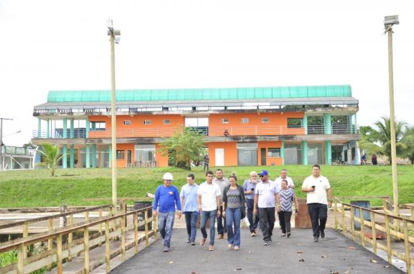 Obras do porto de Maués são retomadas, após dez anos Obras do porto de Maués são retomadas, após dez anos