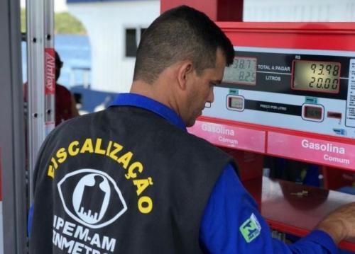 Operação do MPAM encontra irregularidades em postos de combustíveis fluviais Operação do MPAM encontra irregularidades em postos de combustíveis fluviais