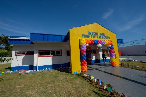 Prefeito amplia rede de educação infantil com entrega da 19ª creche municipal Prefeito amplia rede de educação infantil com entrega da 19ª creche municipal