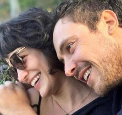 Após polêmica, Bianca Bin posta foto em clima de romance com Sérgio Guizé Após polêmica, Bianca Bin posta foto em clima de romance com Sérgio Guizé