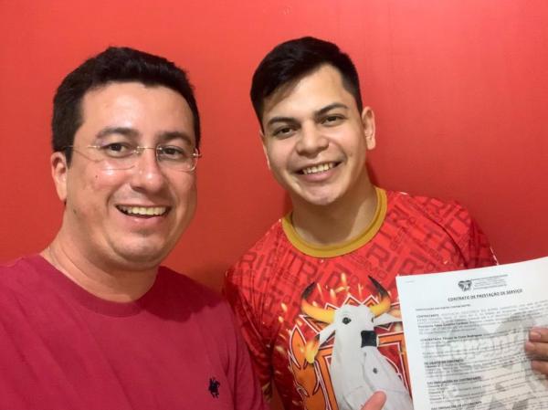 Garantido apresenta Fabson Rodrigues como novo artista de figurinos Garantido apresenta Fabson Rodrigues como novo artista de figurinos