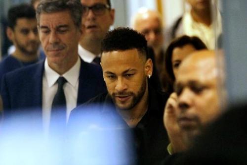 Ministério Público pede arquivamento de inquérito contra Neymar Ministério Público pede arquivamento de inquérito contra Neymar