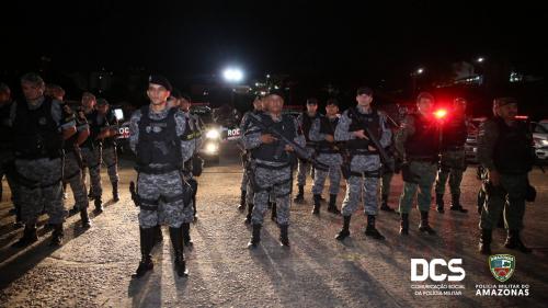 PM/AM reconhece promoção de 36 policiais por ato de bravura PM/AM reconhece promoção de 36 policiais por ato de bravura
