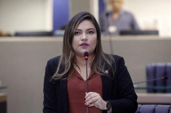 Deputada Joana Darc e mais quatro vereadores cassados Deputada Joana Darc e mais quatro vereadores cassados