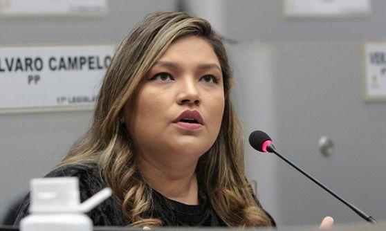 'Não posso ser prejudicada por atos de terceiros', diz Joana Darc 'Não posso ser prejudicada por atos de terceiros', diz Joana Darc