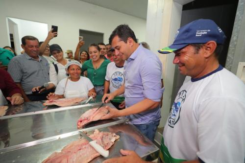 Em Tabatinga, Wilson Lima visita entreposto de pescado e abre chamamento público Em Tabatinga, Wilson Lima visita entreposto de pescado e abre chamamento público