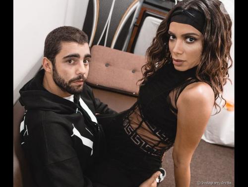 Anitta e Pedro Scooby estão separados: 'Tentei ser o melhor cara pra ela' Anitta e Pedro Scooby estão separados: 'Tentei ser o melhor cara pra ela'