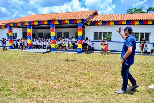 Bi Garcia anuncia inauguração de 20 escolas até fim do ano, em Parintins Bi Garcia anuncia inauguração de 20 escolas até fim do ano, em Parintins