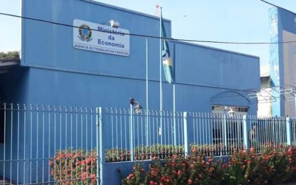 Ministério do Trabalho, em Parintins, deixa de atender população Ministério do Trabalho, em Parintins, deixa de atender população