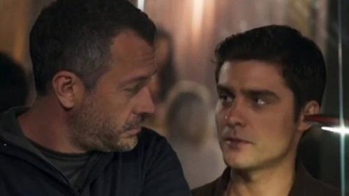 Após fora de Rock, Agno e Leandro ficam juntos em 'A dona do pedaço' Após fora de Rock, Agno e Leandro ficam juntos em 'A dona do pedaço'