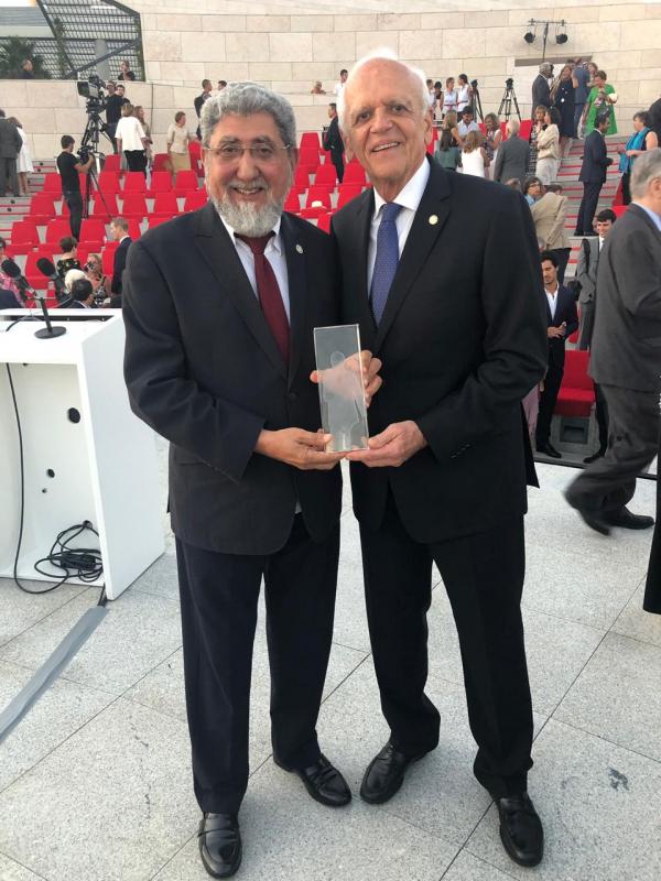 Ufam conquista principal prêmio mundial em Oftalmologia, em Portugal Ufam conquista principal prêmio mundial em Oftalmologia, em Portugal