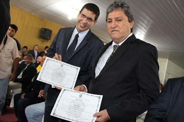 TRE/AM cassa mandatos de Romeiro Mendonça e de Mário Abrahão TRE/AM cassa mandatos de Romeiro Mendonça e de Mário Abrahão