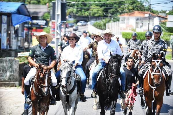 Wilson Lima lança Expoagro em 'Cavalgada Solidária' Wilson Lima lança Expoagro em 'Cavalgada Solidária'