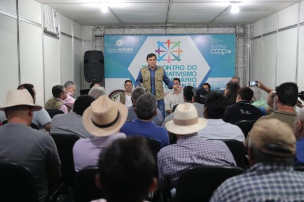 Wilson atende 40 produtores e empresários do setor rural no 1º dia da Expoagro Wilson atende 40 produtores e empresários do setor rural no 1º dia da Expoagro