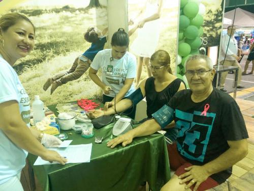 Unimed Manaus oferece teste de glicemia e aferição de pressão na Expoagro Unimed Manaus oferece teste de glicemia e aferição de pressão na Expoagro