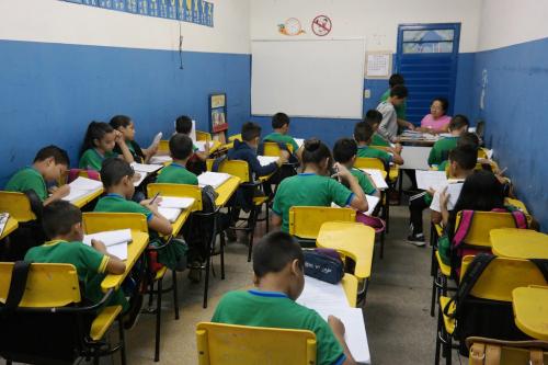 Alunos passam por avaliação de desempenho em 359 unidades de ensino, em Manaus Alunos passam por avaliação de desempenho em 359 unidades de ensino, em Manaus