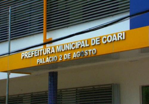 Após prisões, prefeito de Coari demite todos os comissionados da Prefeitura Após prisões, prefeito de Coari demite todos os comissionados da Prefeitura