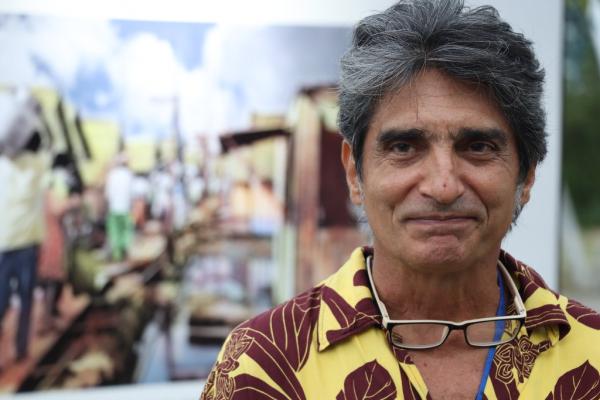 Exposição ‘Manaus 350’, de Otoni Mesquita, estreia na Ponta Negra Exposição ‘Manaus 350’, de Otoni Mesquita, estreia na Ponta Negra