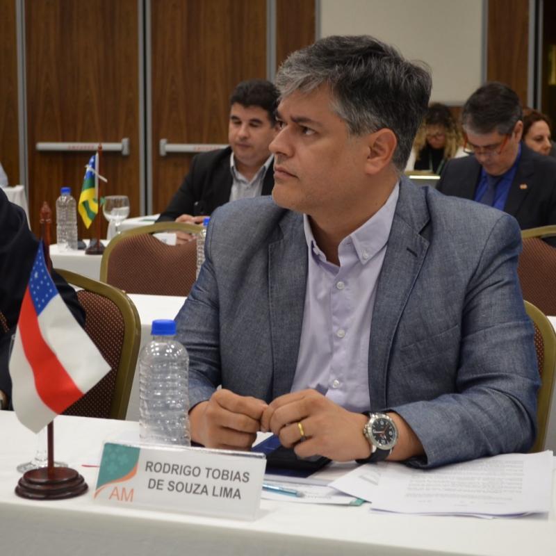 Em Brasília, Rodrigo Tobias acerta vinda de ministro da Saúde a Manaus Em Brasília, Rodrigo Tobias acerta vinda de ministro da Saúde a Manaus