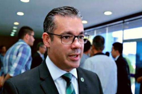 Josué Neto desiste de disputar a Prefeitura de Manaus Josué Neto desiste de disputar a Prefeitura de Manaus