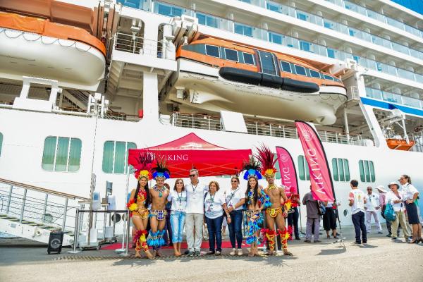 Navio com 1,3 mil turistas abre Temporada de Cruzeiros no Amazonas Navio com 1,3 mil turistas abre Temporada de Cruzeiros no Amazonas