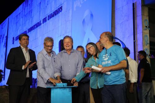 Prefeito de Manaus abre programação do ‘Novembro Azul’, iluminando prédio da prefeitura Prefeito de Manaus abre programação do ‘Novembro Azul’, iluminando prédio da prefeitura