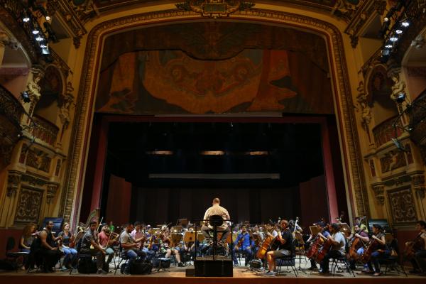Amazonas Filarmônica e Coral do AM apresentam uma 'Noite de Zarzuelas' Amazonas Filarmônica e Coral do AM apresentam uma 'Noite de Zarzuelas'