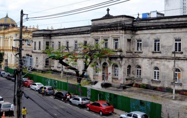 Fametro arremata Santa Casa de Manaus por R$ 9,3 milhões em leilão Fametro arremata Santa Casa de Manaus por R$ 9,3 milhões em leilão